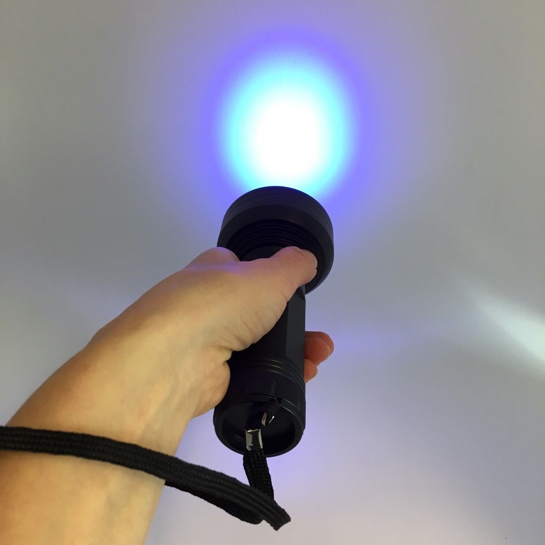 SamuEye™ Ravlygte UVA68 - god fritids-UV-lygte